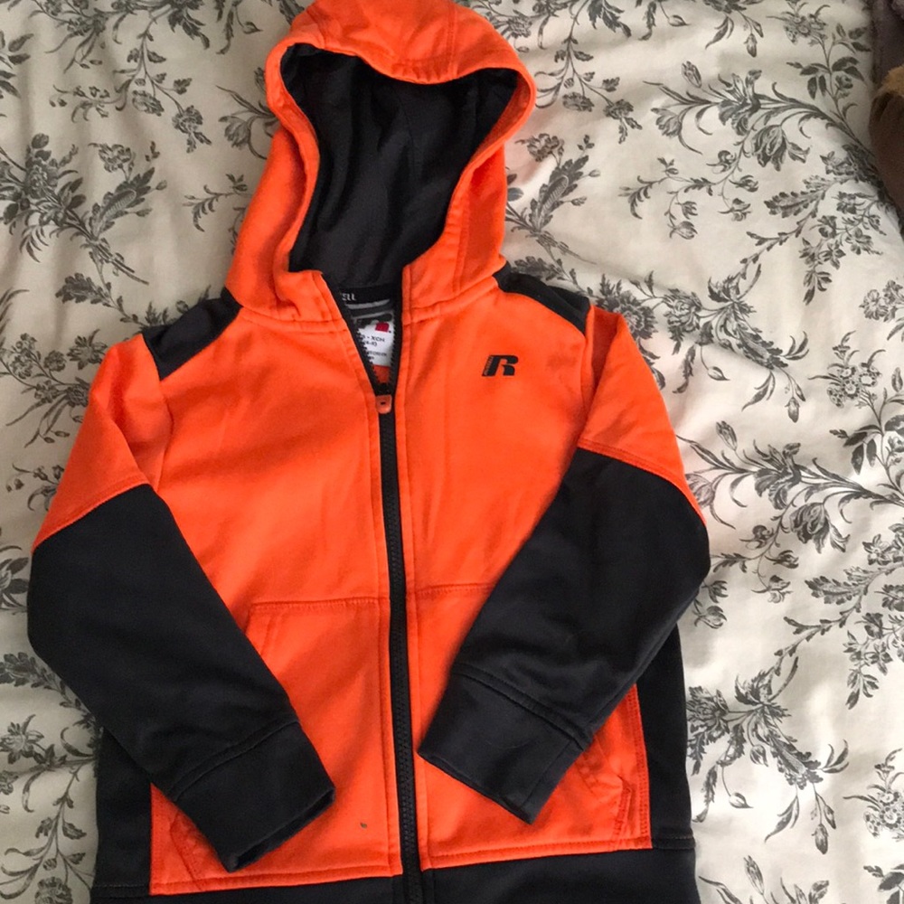 Boys zip up